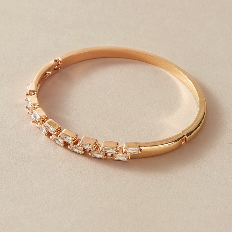

Rhinestone Metal Bangle, Gold
