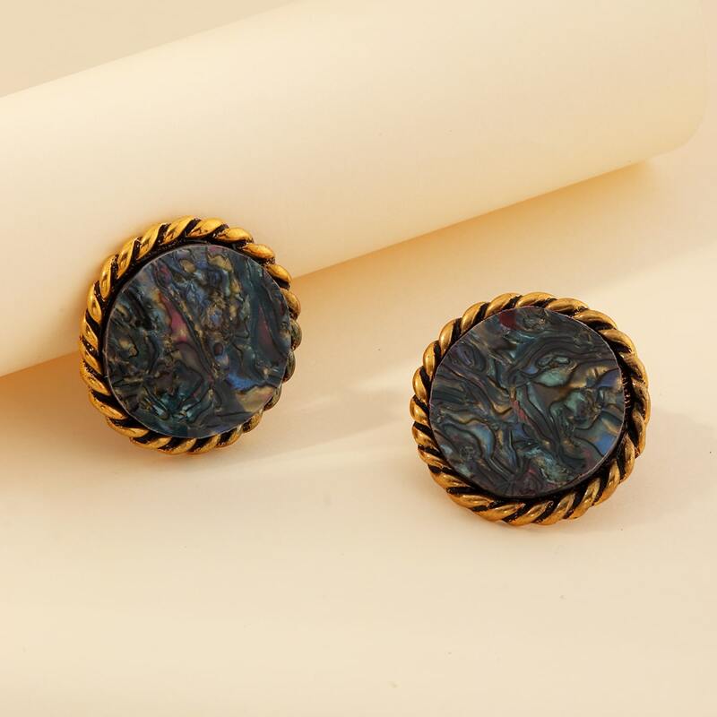 

Abalone Pattern Stud Earrings, Black