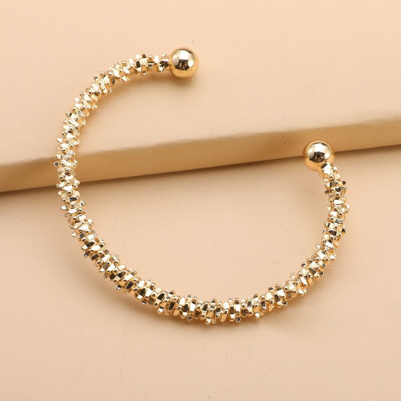 

Metal Cuff Bangle, Gold