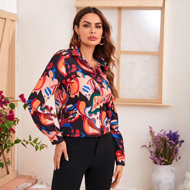 

Curved Hem Graphic Blouse, Multicolor