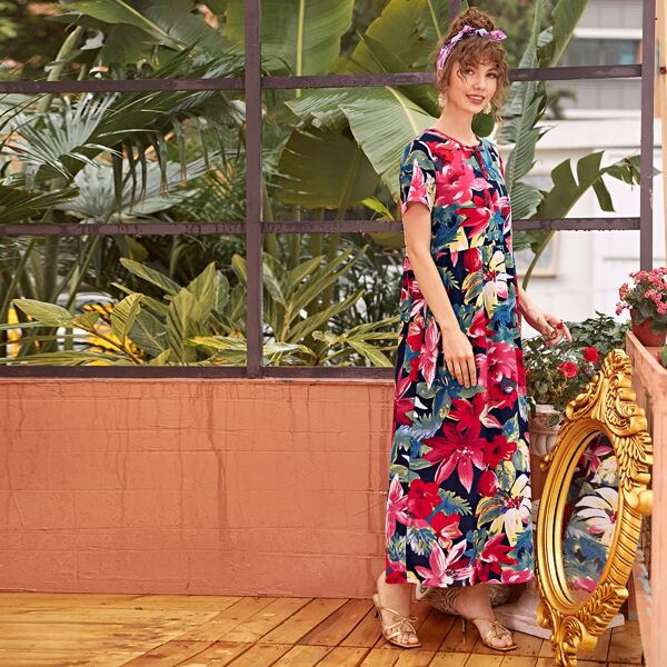 

Large Floral Keyhole Neck Babydoll Dress, Multicolor