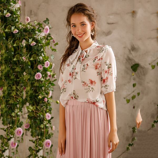 

Шифоновая блузка с цветочным принтом, оборками и воротником-бантом, Белый