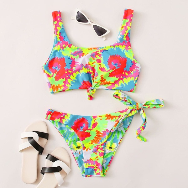

Tie Dye Knot Hem Tie Side Bikini Swimsuit, Multicolor