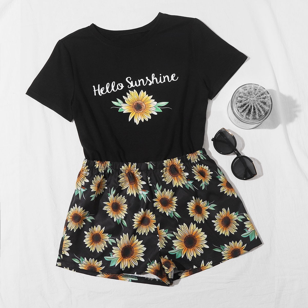 Slogan & Sunflower Print Tee With Shorts thumbnail