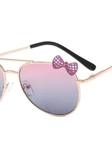 女孩蝴蝶結裝飾太陽眼鏡