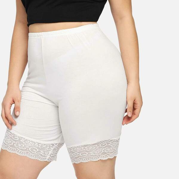 

Plus Guipure Lace Panel Scallop Biker Shorts, White
