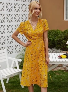 SHEIN VCAY Batwing Sleeve Wrap Knotted Floral Dress - Yellow - View 4