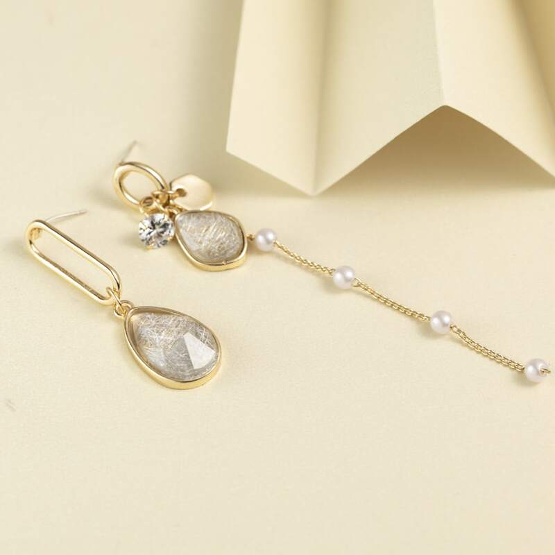 

Faux Pearl Decor Mismatched Drop Earrings, Silver