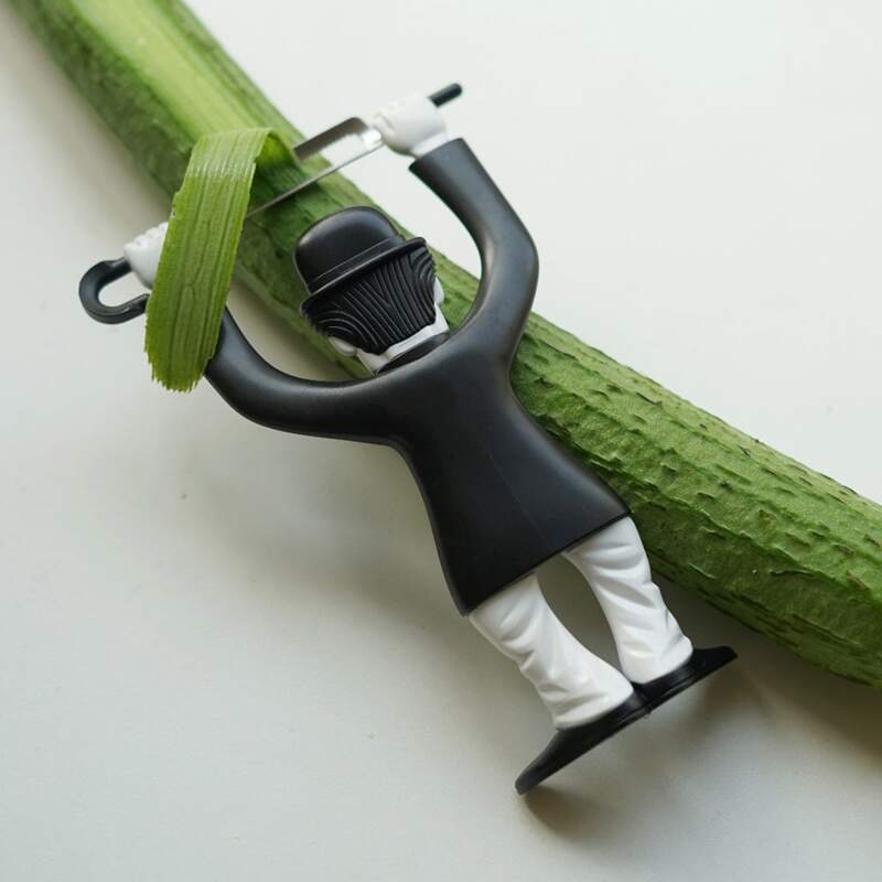 

1pc Figure Design Peeler, Black and white