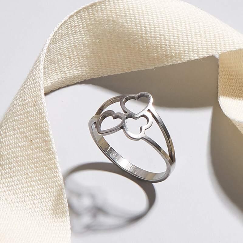 

Heart Decor Ring, Silver
