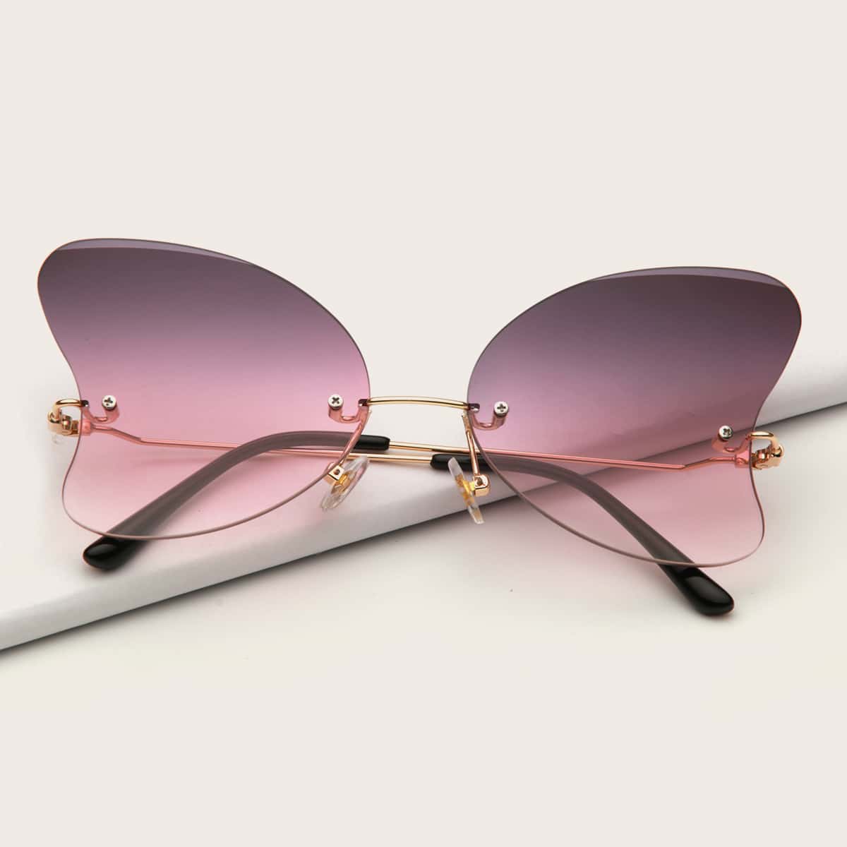 

Butterfly Frame Sunglasses, Purple
