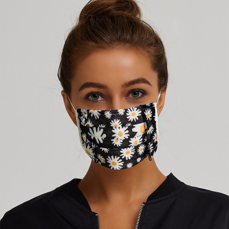 

Daisy Pattern Face Mask, Black and white
