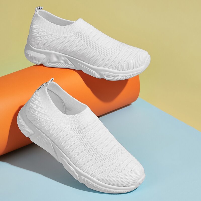 

Minimalist Slip On Sneakers, White