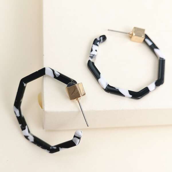 

Color Block Hoop Earrings, Black and white