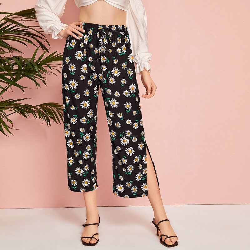 

Allover Daisy Slit Pants, Multicolor