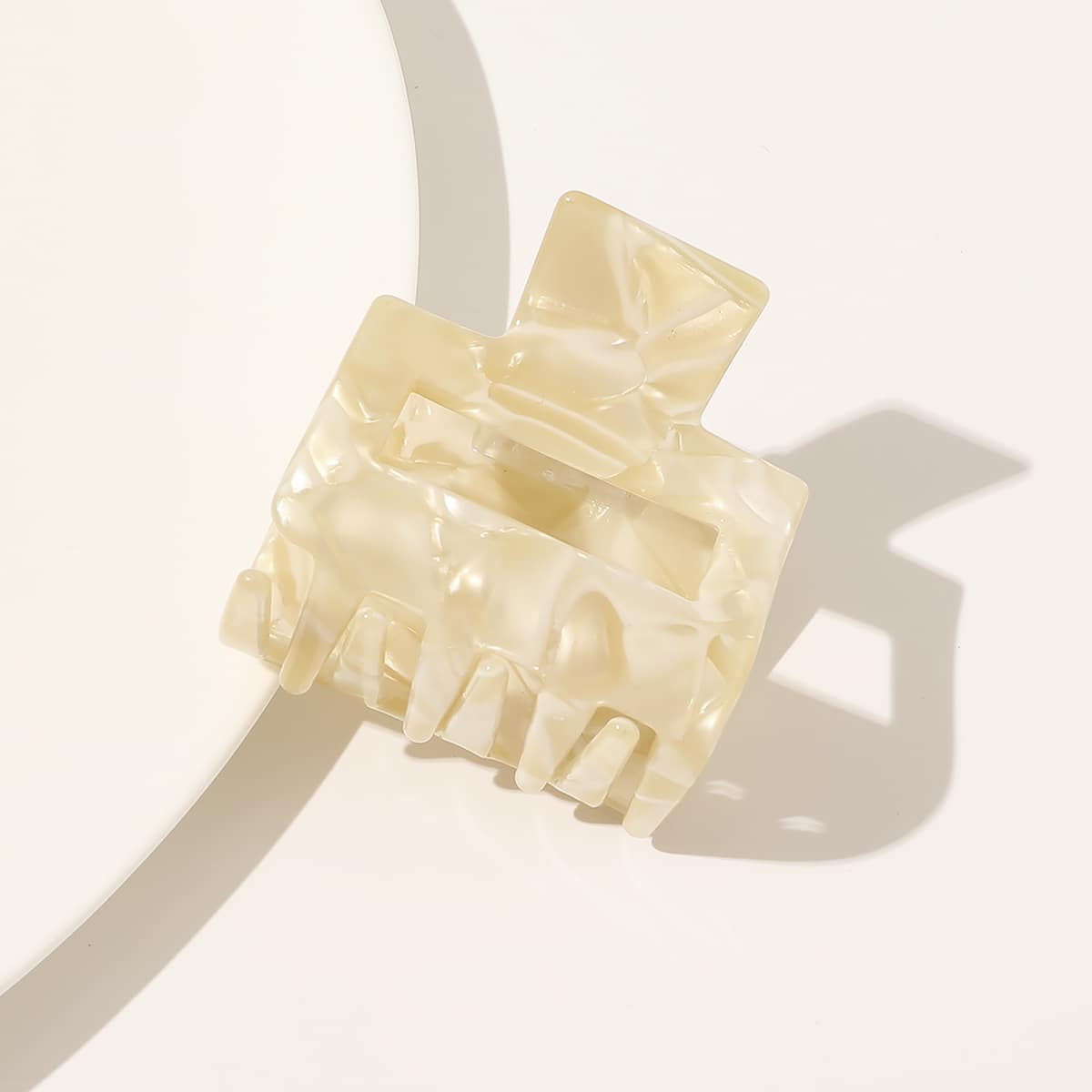 

Acrylic Hair Claw, Beige