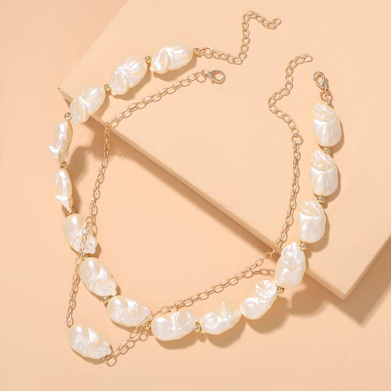 

2pcs Pearl Decor Necklace, White