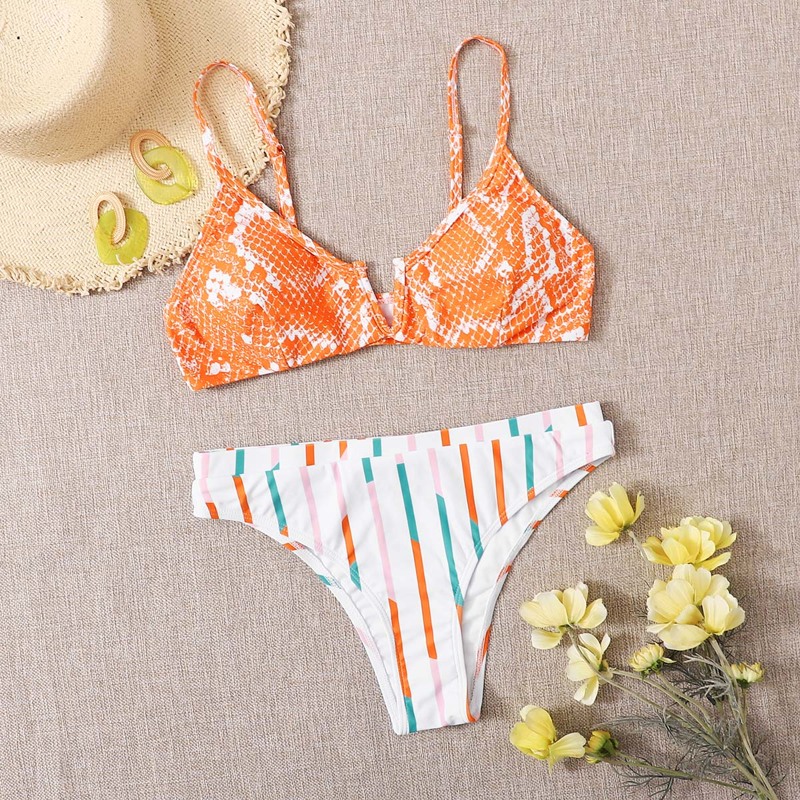 

Snakeskin & Stripe Print V Wired Bikini Swimsuit, Multicolor