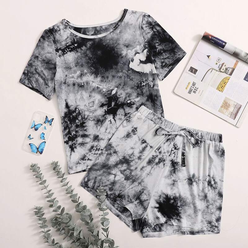 

Tie Dye Print Tee & Knot Front Shorts, Black and white