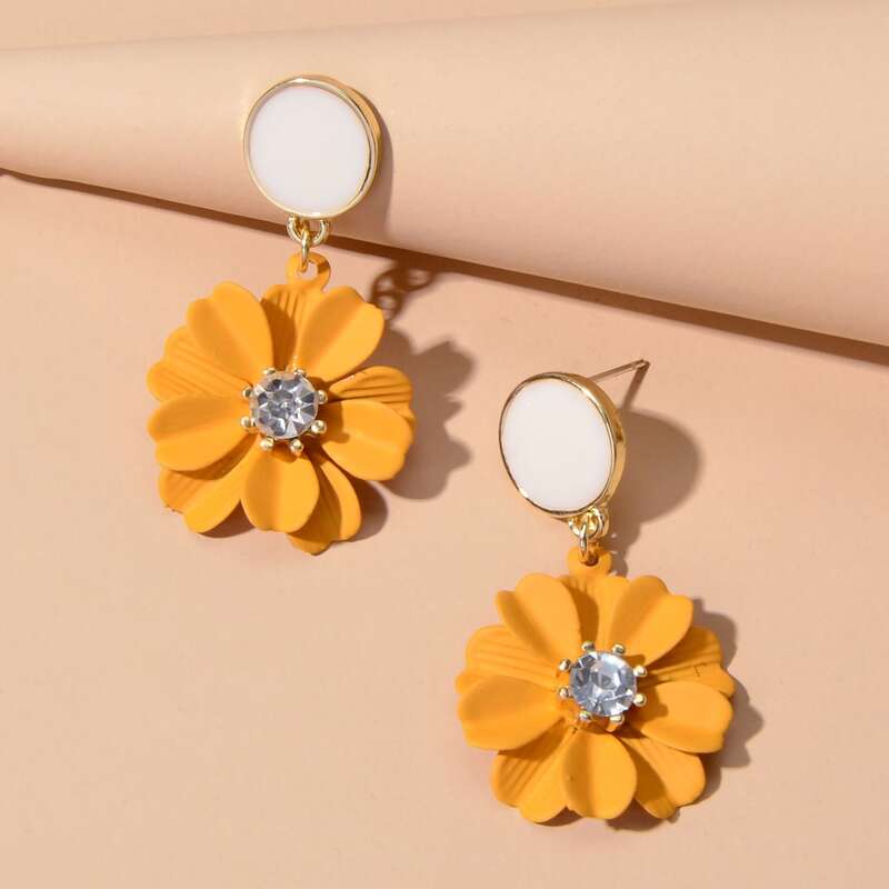 

Flower Shaped Drop Earrings, Yellow