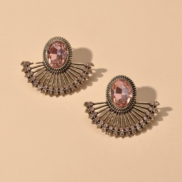 

Rhinestone Stud Earrings, Pink