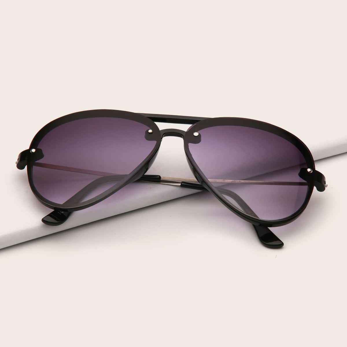 

Guys Top Bar Sunglasses, Black