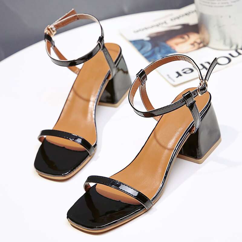 

Open Toe Ankle Sta Chunky Heels, Black