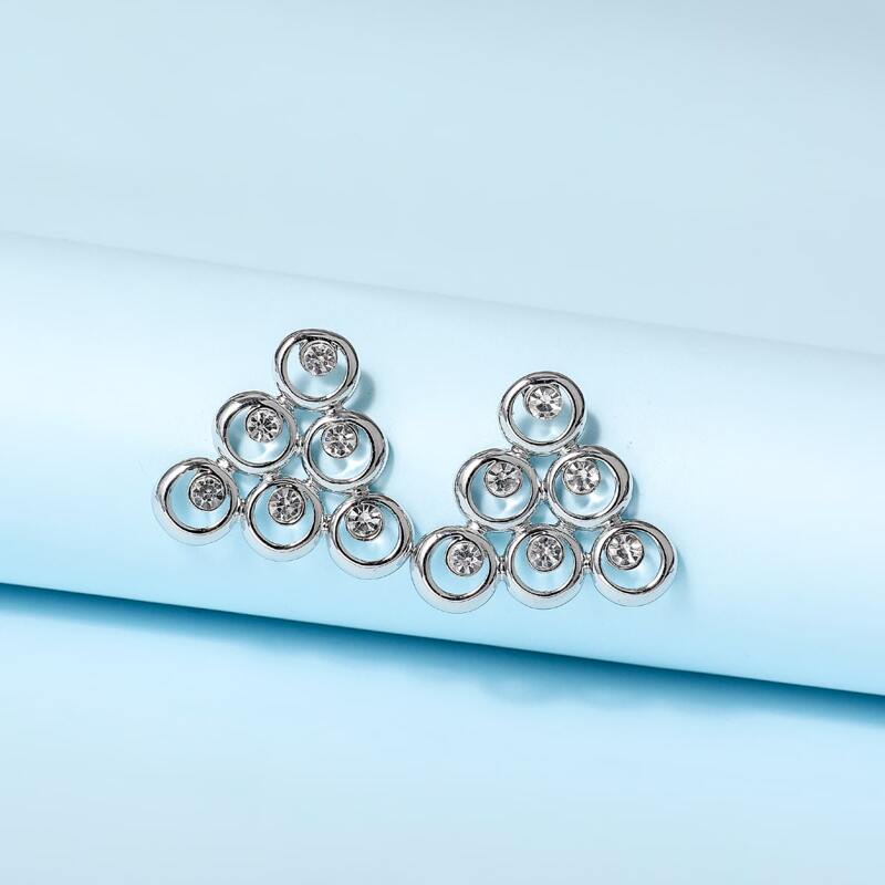 

Rhinestone Engraved Round Earrings, Silver