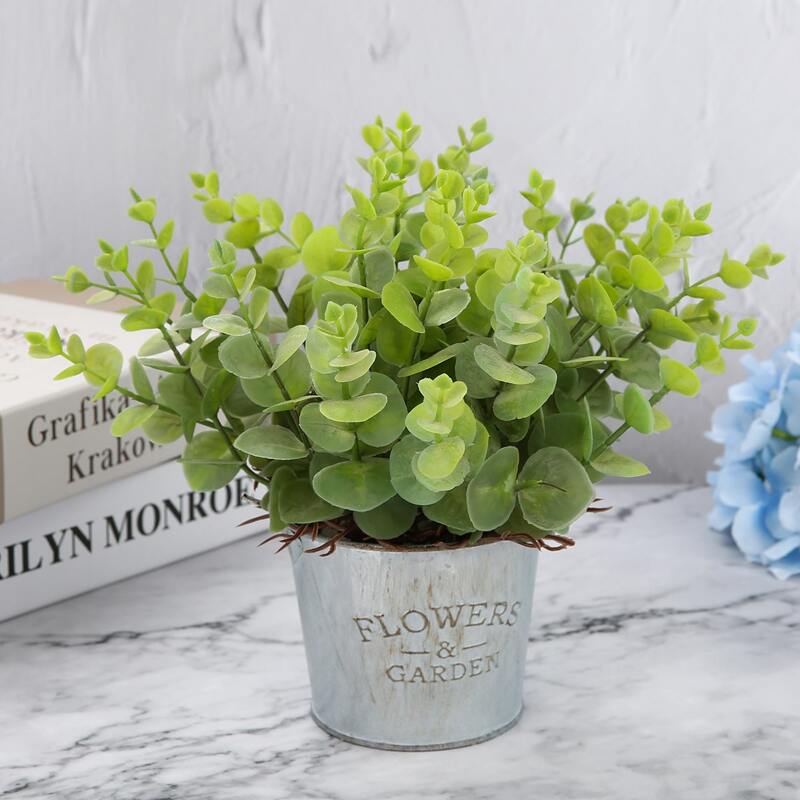 

Iron Flower Bucket