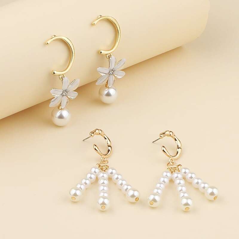 

2pairs Faux Pearl Earrings, White