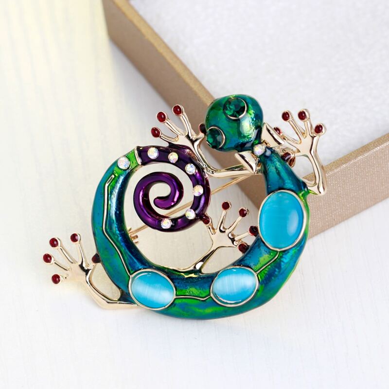 

Lizard Vintage Brooch, Multicolor