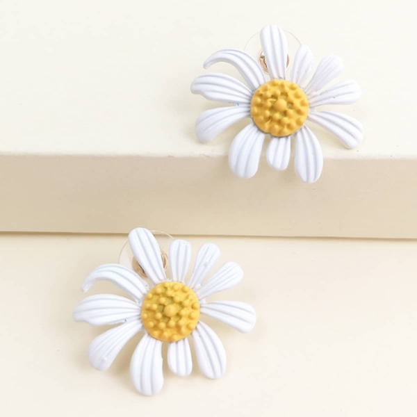 

Серьги-гвоздики Daisy Design, Белый