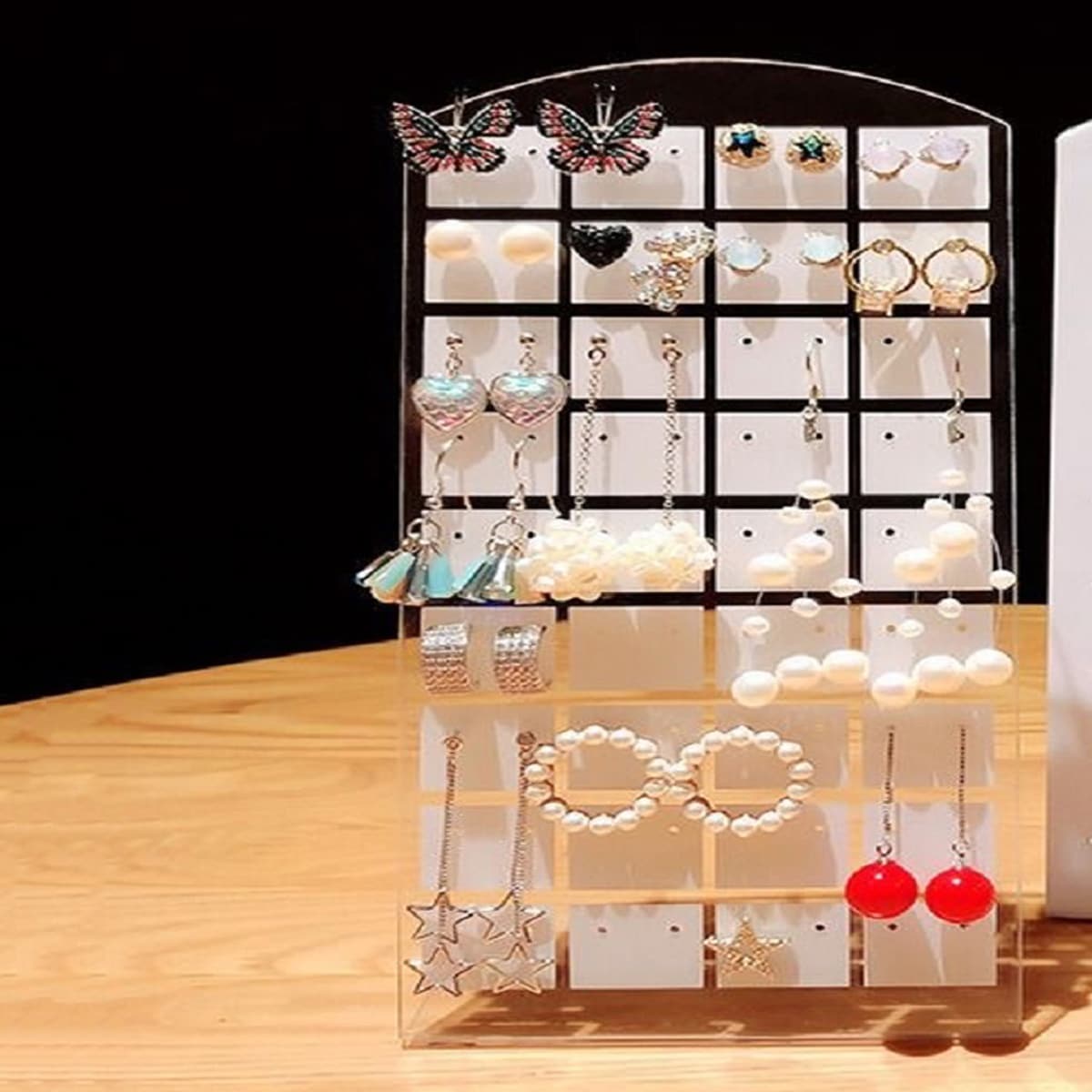 

1pc Jewelry Display Storage Rack, Black and white