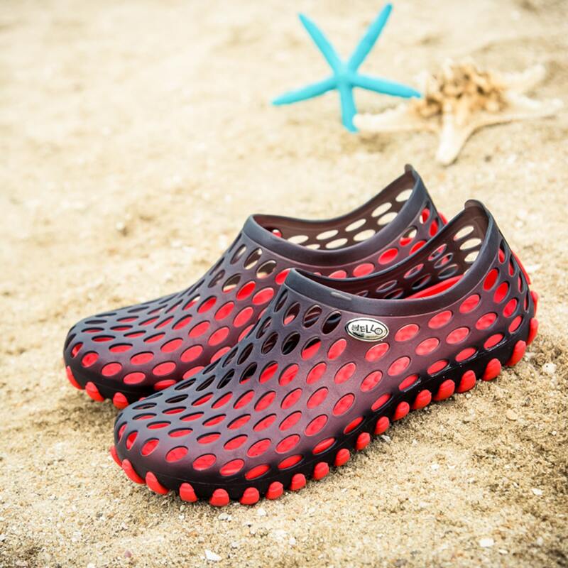 

Guys Hollow Out Slip On Sandals, Black
