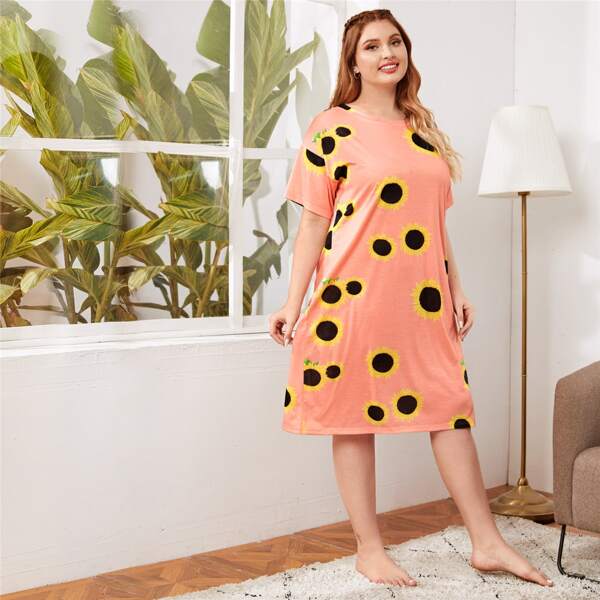 

Plus Sunflower Print Drop Shoulder Night Dress, Pink