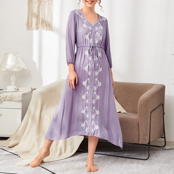 

Floral Embroidered Drawstring A-line Dress, Purple