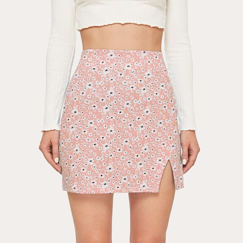

Ditsy Floral Slit Mini Skirt, Baby pink