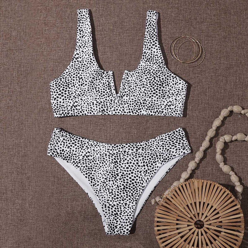 

Dalmatian V Wired Bikini Swimsuit, Black and white