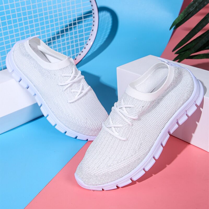 

Lace-up Front Low Cut Knit Sneakers, White