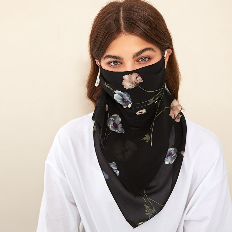 

Floral Sun Protection For The Face, Black