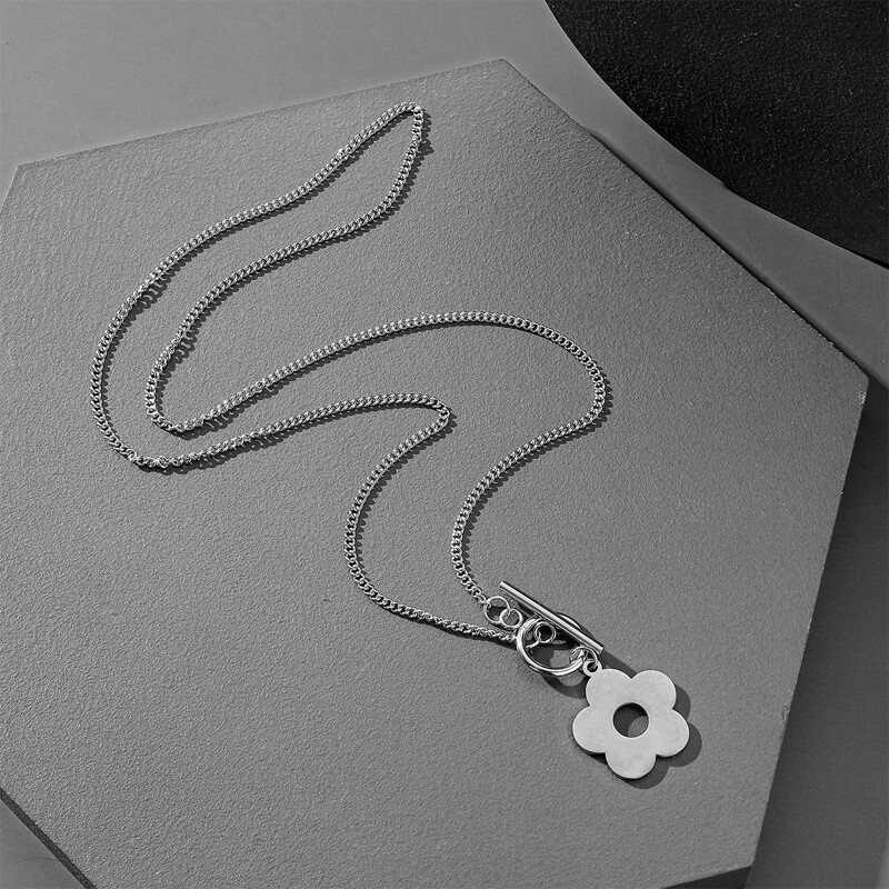

Flower Charm Necklace, Silver