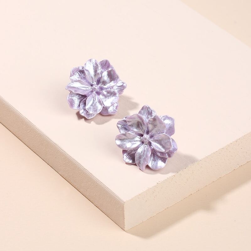 

Flower Shaped Stud Earrings, Purple