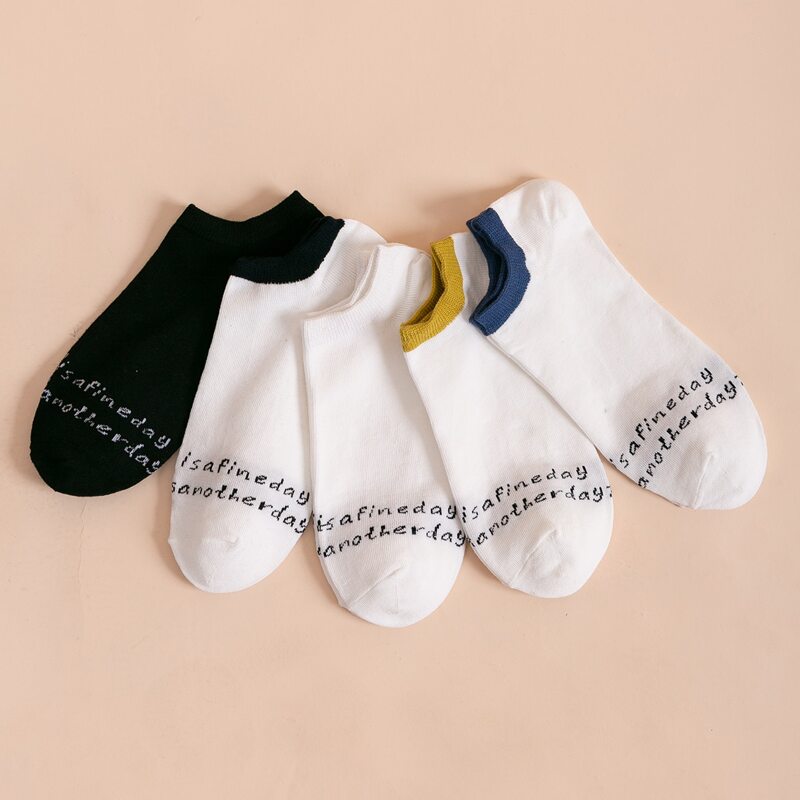 

5pairs Guys Letter Graphic Socks, Multicolor