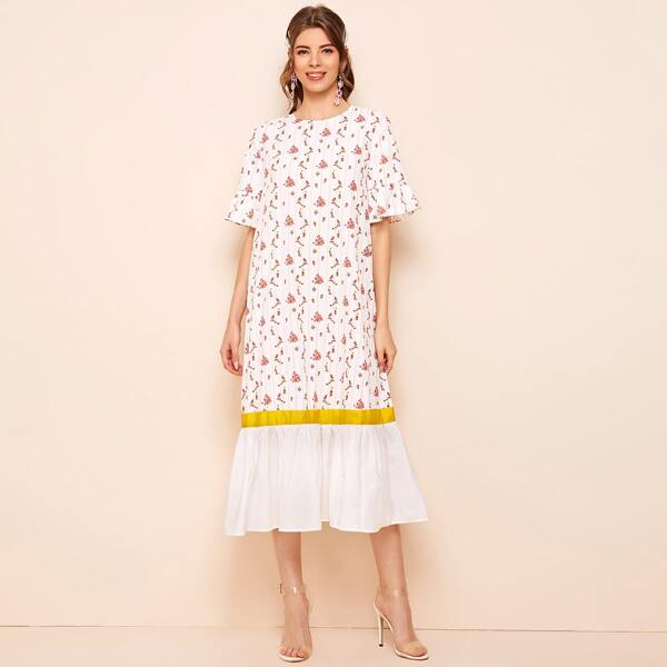 

Ditsy Floral Print Ruffle Cuff and Hem Smock Dress, Beige