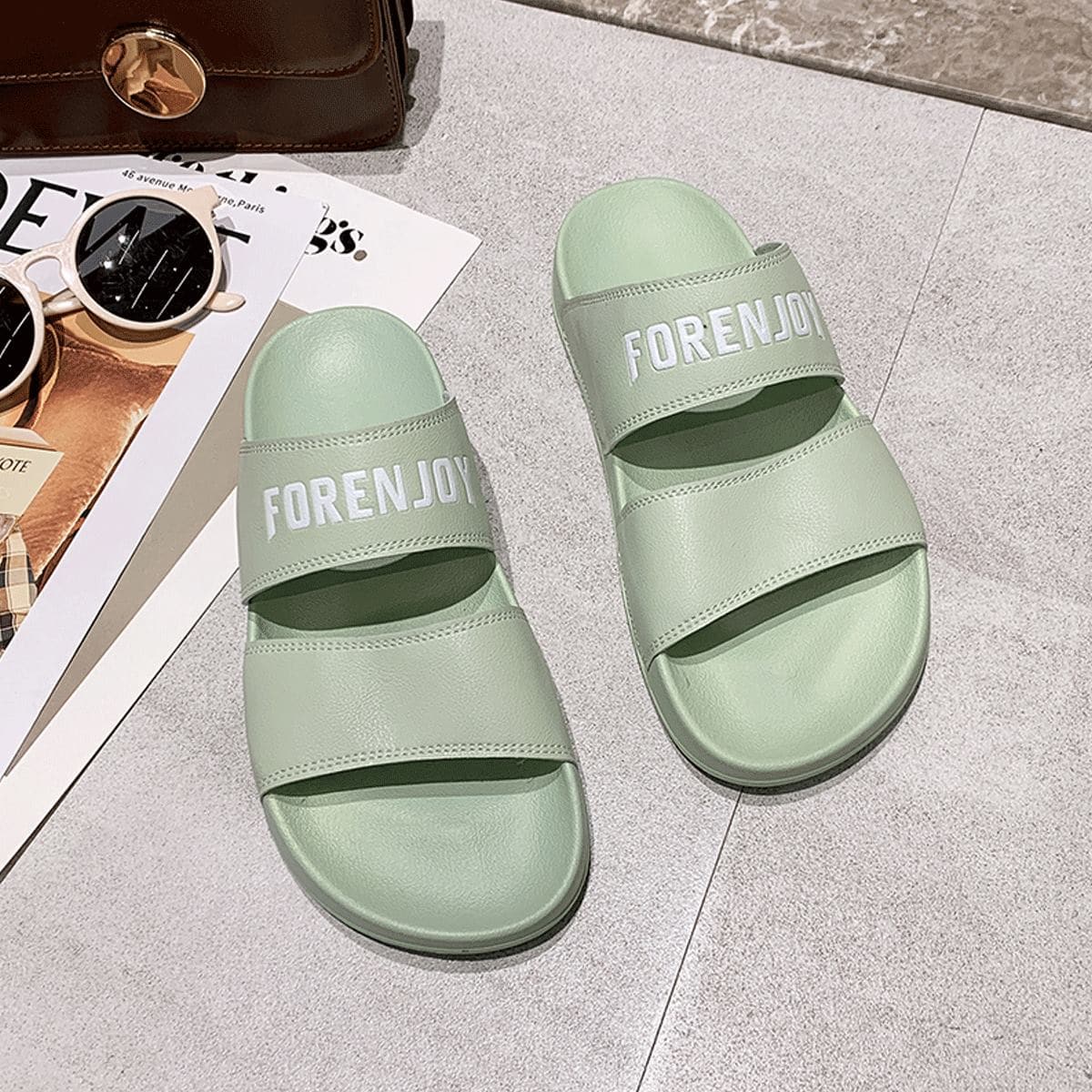 

Letter Graphic Double Band Sliders, Green
