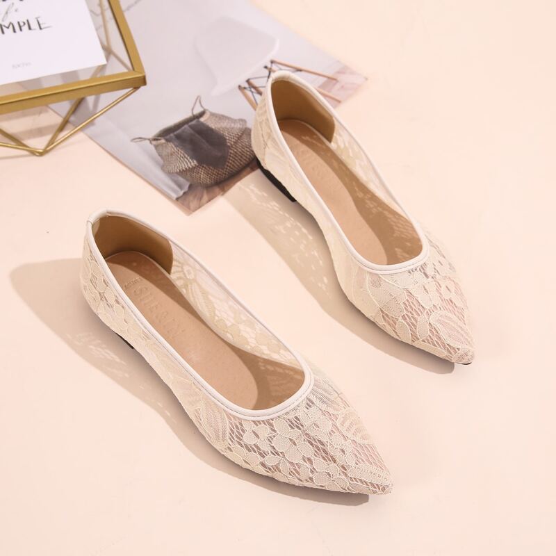 

Floral Lace Slip On Flats, Beige