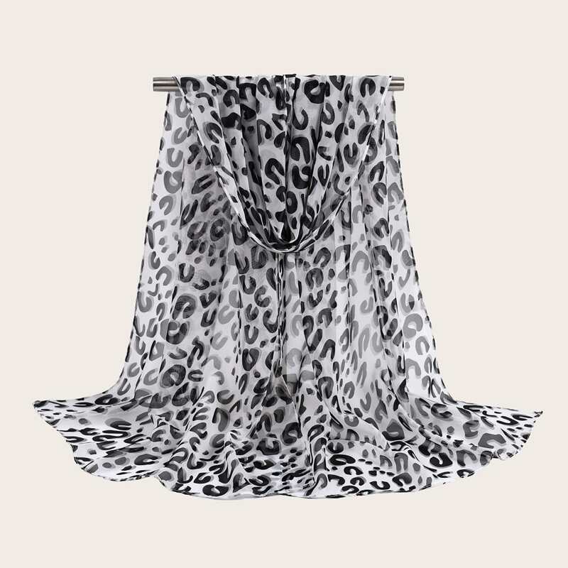 

Leopard Pattern Scarf, Multicolor