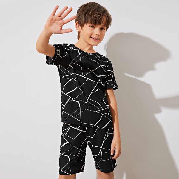 

Boys Geo Print Top & Shorts Set, Black