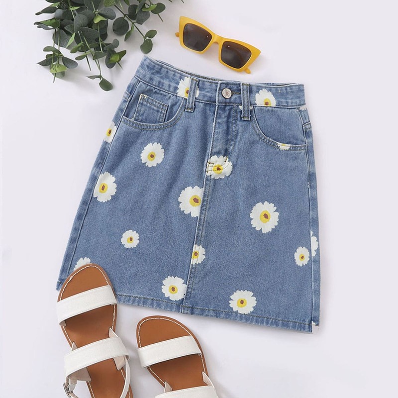 

Floral Print Button Fly Denim Skirt, Blue