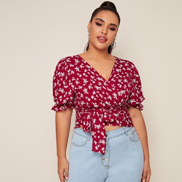 

Plus V-Neck Floral Tie Front Blouse, Red